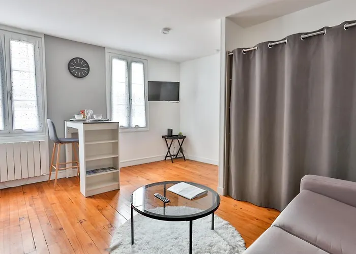 Le Cocon #centre #100m De La Charente Apartment